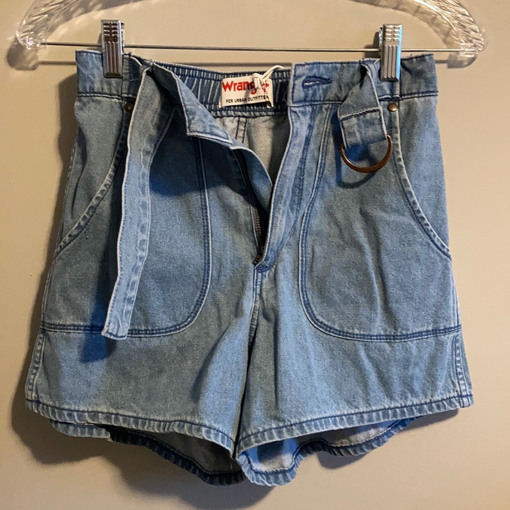 NWT. Wrangler Urban Outfitters Size 24 Jean Shorts